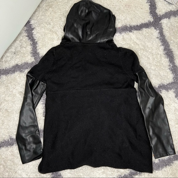 BlankNYC Black Sweater Girl’s Size Small - Picture 7 of 9